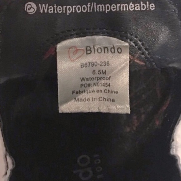 🔴 4/$15 BLONDO Waterproof Black & Gray Snakeskin Ankle Booties size 6.5 in EUC - Picture 13 of 14